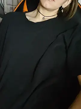 Aashikalaa webcam
