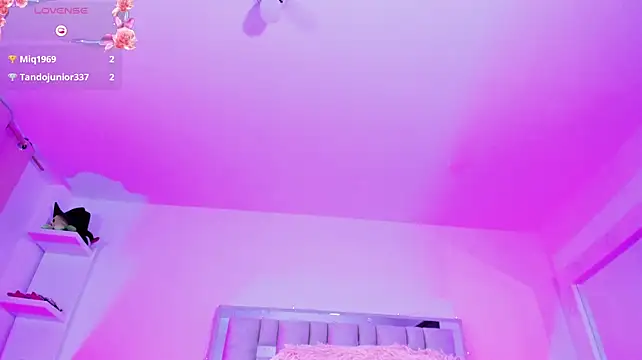 emili_clark