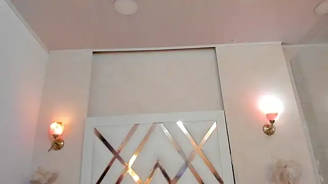 Sky_Collins_