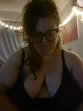 ticklesquirt live cam on StripChat