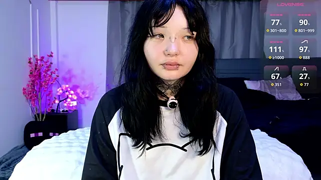 lein_bone (F teen) - take off panties