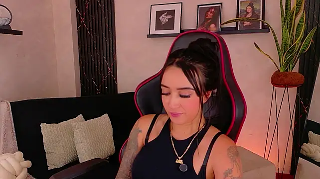 EmmyEvans1 webcam