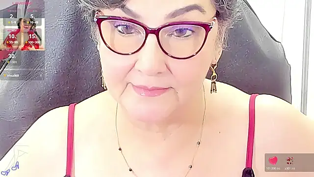 cataleya_mom live cam on StripChat
