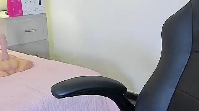 AmberGreyy_ live cam on StripChat