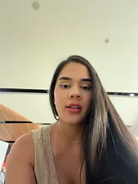 BellaLeclair_