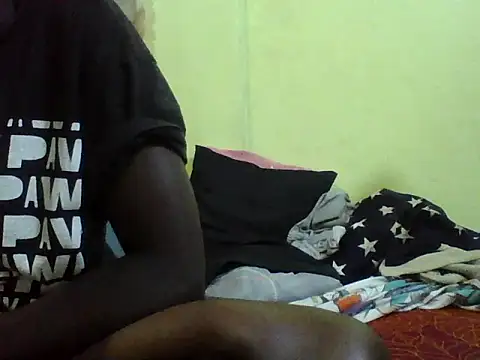 pretty_catie live cam on StripChat