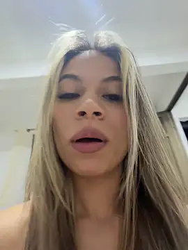 Mia_Rosee1