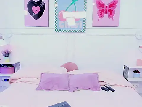 Sharon_Adamss webcam