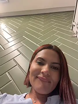 Irina_Velvett webcam