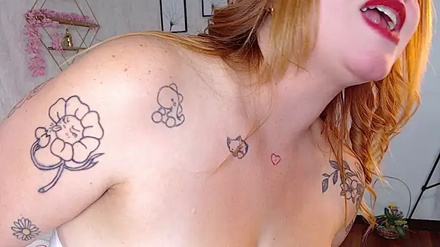 Paulette_roux webcam