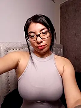 Miaparkerss_ live cam on StripChat