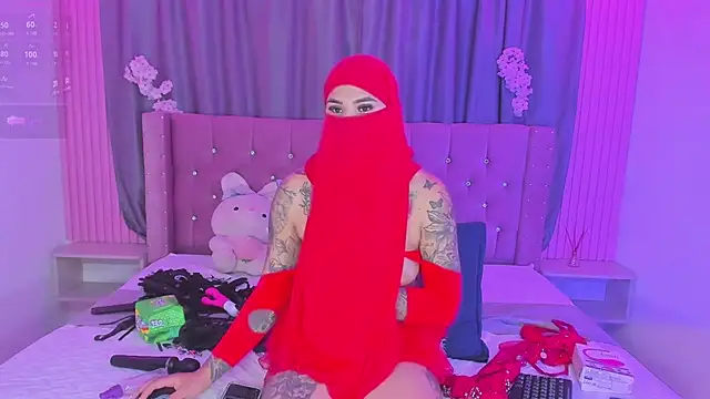 Nayla-Mouna