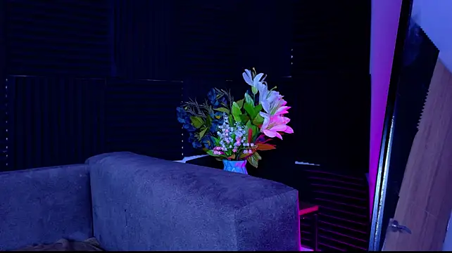 Megan_Diamond05
