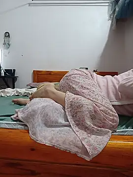 Linda-yiyi webcam