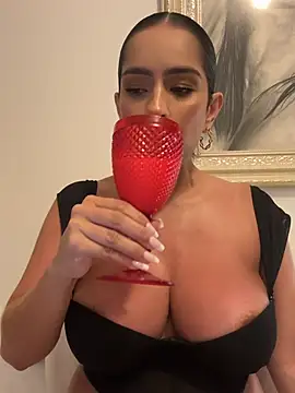 Mau_White webcam