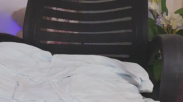 _Linoshka_1 webcam