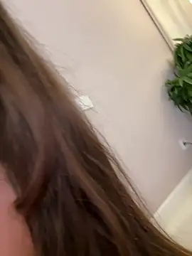 LillyNatty18 live cam on StripChat