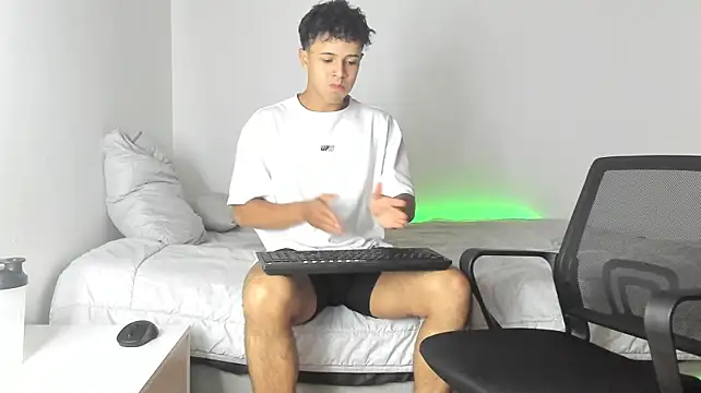 _Alex_Colton webcam