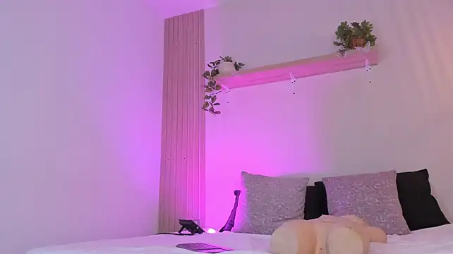 Isabella_Whiitee_