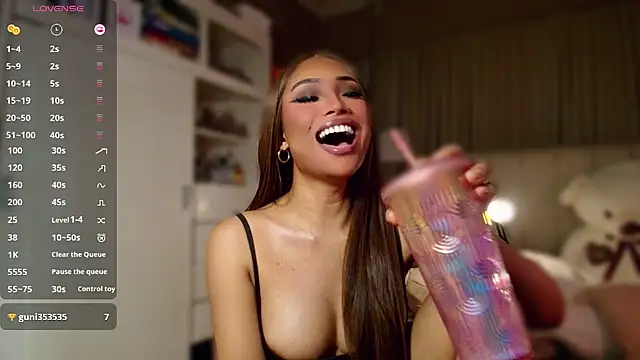 venusangelic live sex cam