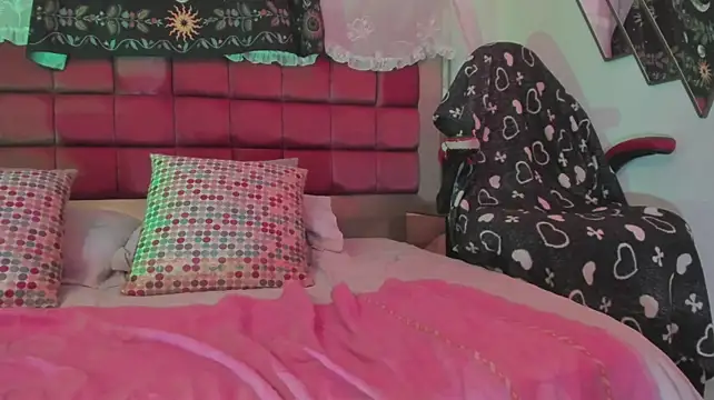 BonnieCute_ webcam