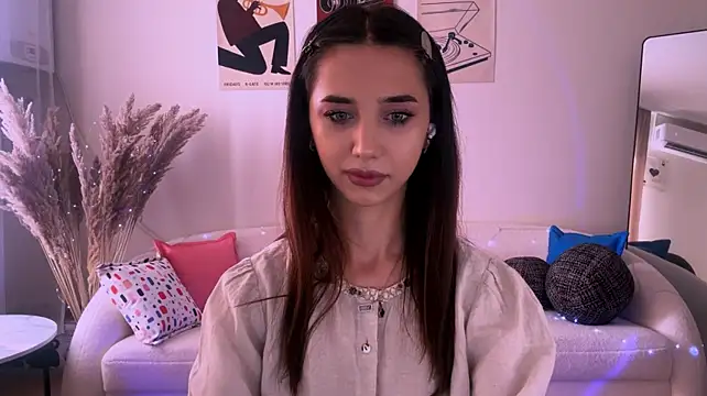 LinaMour webcam