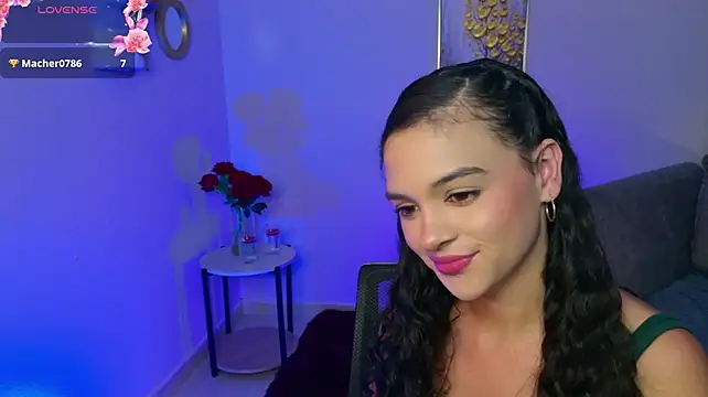 MaraVelvett webcam