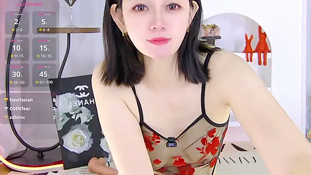 Alice-Love-88 webcam