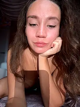 QuietNicole webcam