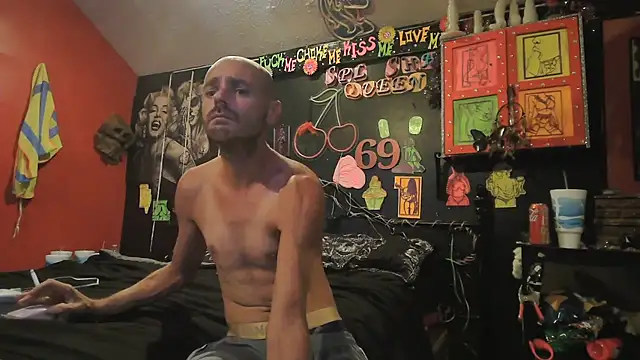 daddyandsplashqueen (Ask my age) - Flash titties