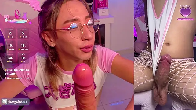 Littlebunny21 webcam