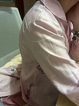 Mina048 webcam