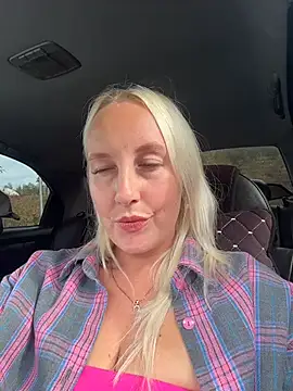 merlindave (F young) - Finger pussy/naked🥵🥵🥵🤤✌️