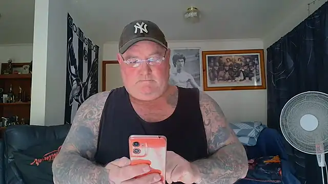 KINKYBLUEYES69 webcam