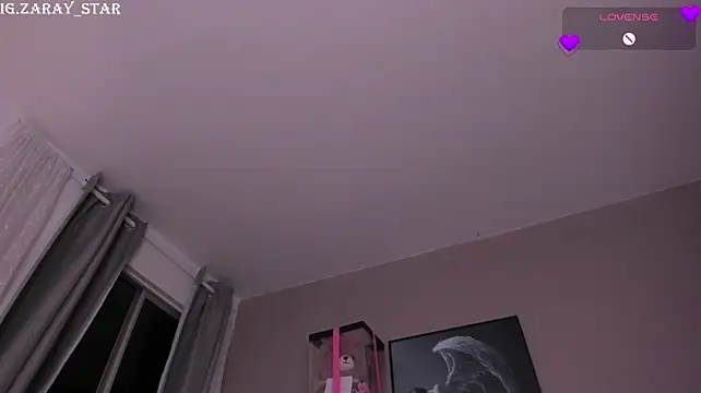 Zaray_star webcam