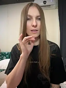 RachelBelI live