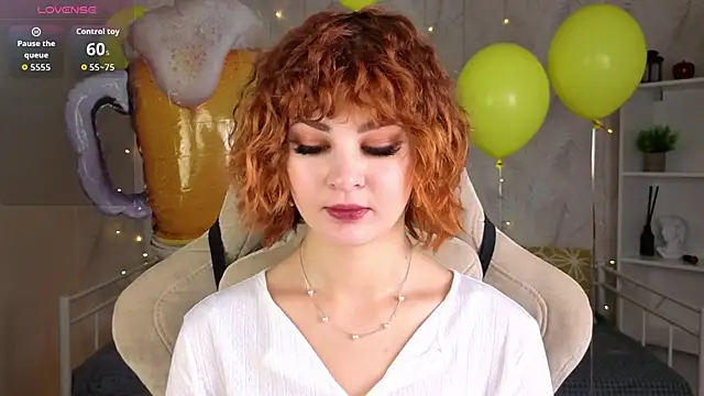 Kira__Fluffy 💵 naked cam