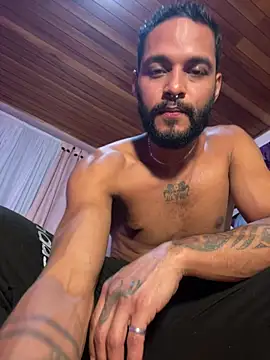bigblack0111 webcam