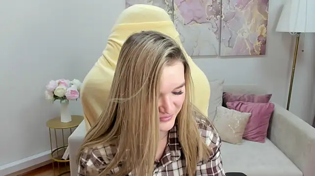 RoxyReignn live