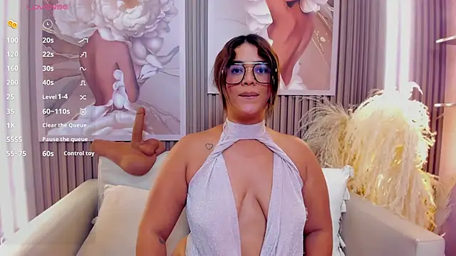 liz_ariza4u_ webcam