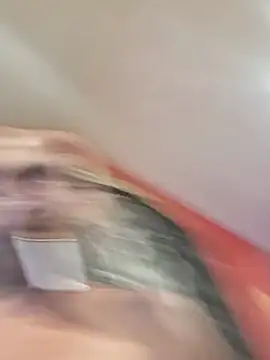 daddyandsplashqueen (Ask my age) - Flash titties
