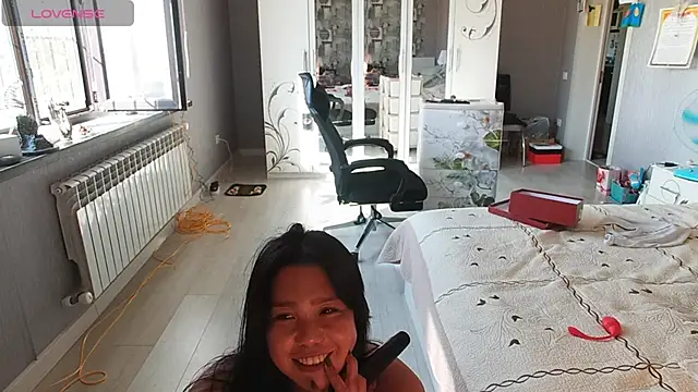 MissValday webcam