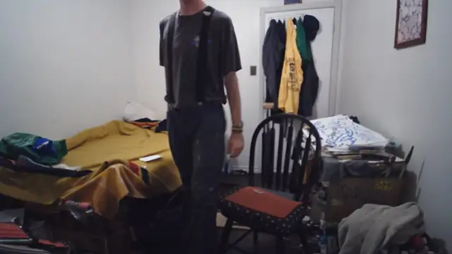JohnnyMoves webcam