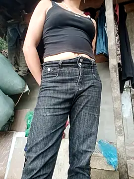 Bella-lynlyn webcam