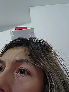 estrella_tasty webcam
