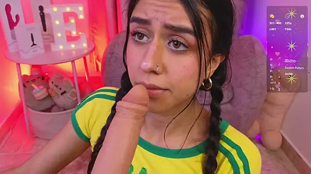 Emiily_Scott1 webcam