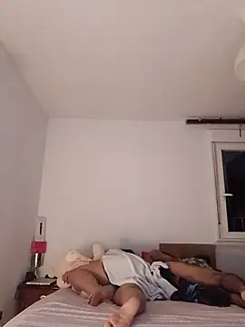 Xiomara_fiery webcam
