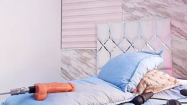 cataleya_ebony_ webcam