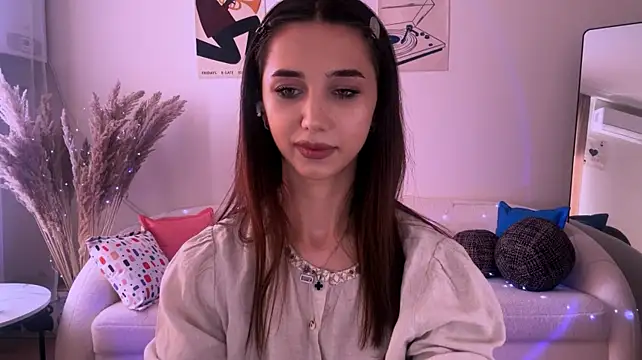LinaMour webcam