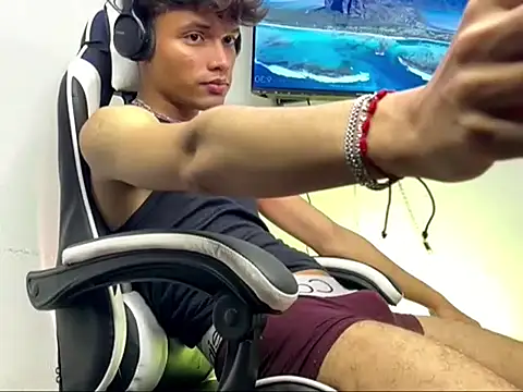 AlexxxGod webcam